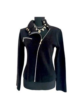 JENNYFER ~ Women’s long-sleeve black turtleneck asymmetrical sweater size L